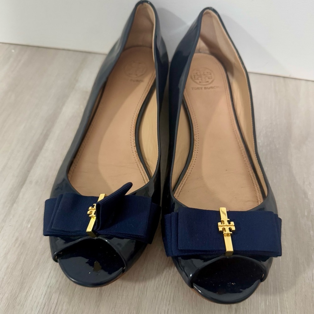 Tory Burch Midnight Perp Toe Flats with Gold Detail Size 9